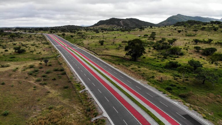Ipecaetá - Restauração da rodovia BA-120 Ipecaetá - Restauração da rodovia BA-120
