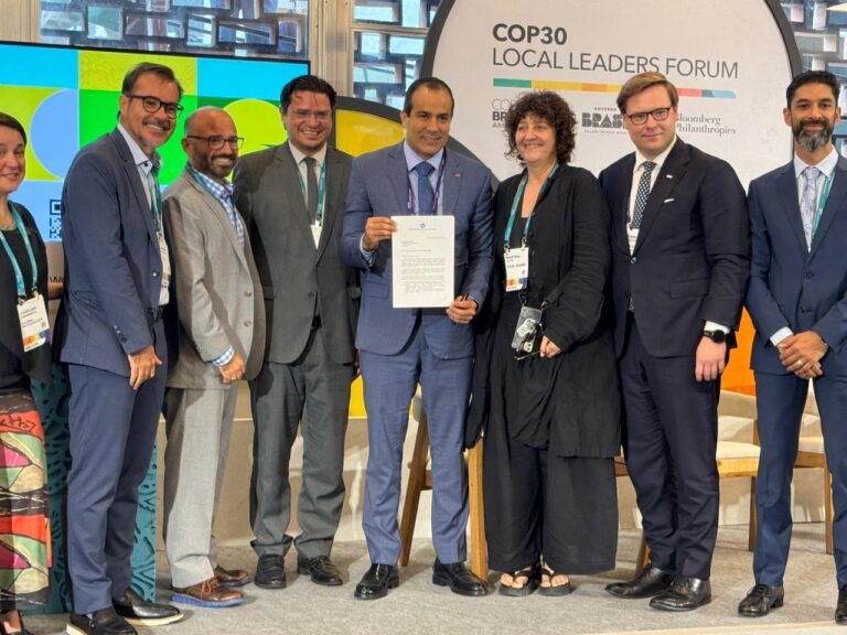 24b739ed-e754-45fb-8fb1-59776ae9baf6