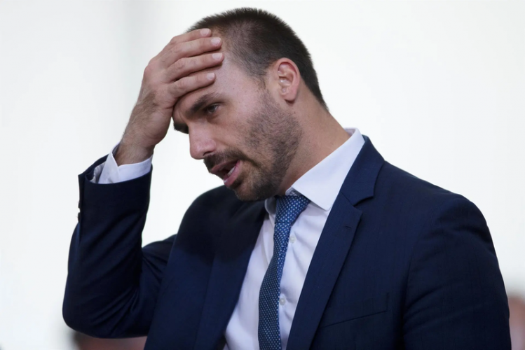 eduardo-bolsonaro-2_b14e11a279309ae553c6493e