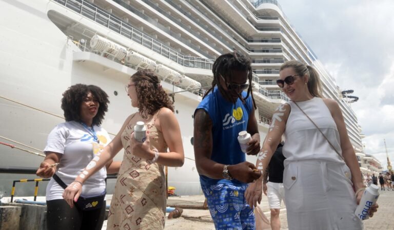 86ada3ca-2f0c-4fe6-a8bf-13065fbeb5f0