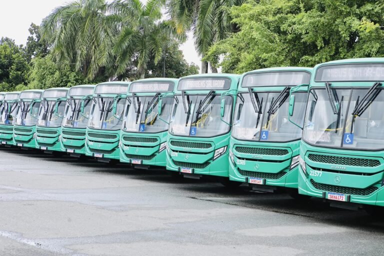 8b859dc3-01d4-4350-a928-5ddd368c79f3