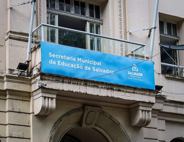 bb9c3676-7f27-4fa1-ae02-bf18b8d32300