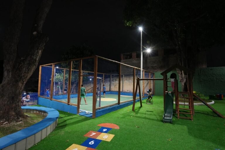 c8280b56-8a2d-477c-b1ab-1ceec18e1e8a