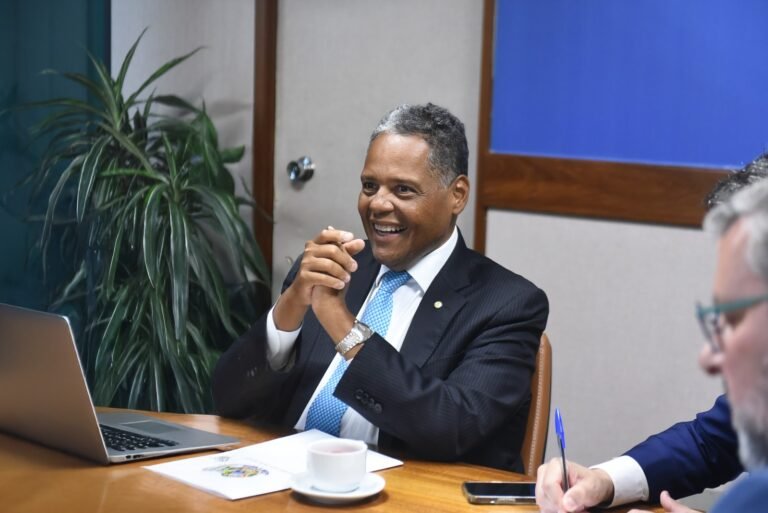 Antonio-Brito-e-reconduzido-ao-comando-da-bancada-Foto-Claudio-Araujo-PSD